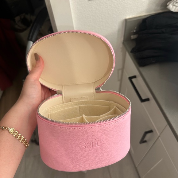 Saie Pink Mini Vanity Case - Picture 8 of 11